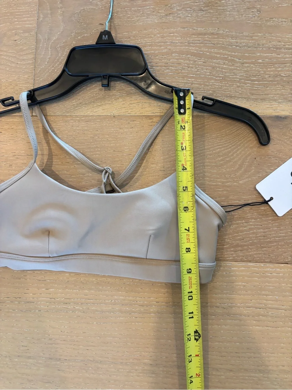 ALO Yoga Airlift Intrigue Bra XS Gravel NWT Tan Criss Cross Sports Bra Gym